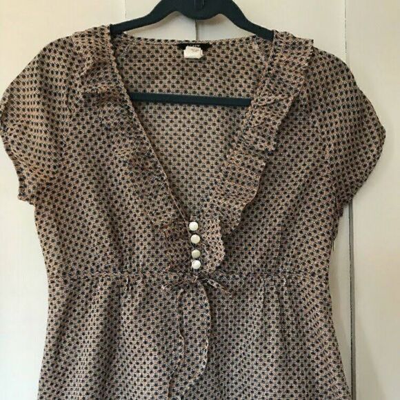 COPY - J CREW Pineapple Print Blouse - Picture 8 of 10